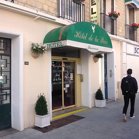 Hotel De La Paix Кан Екстериор снимка
